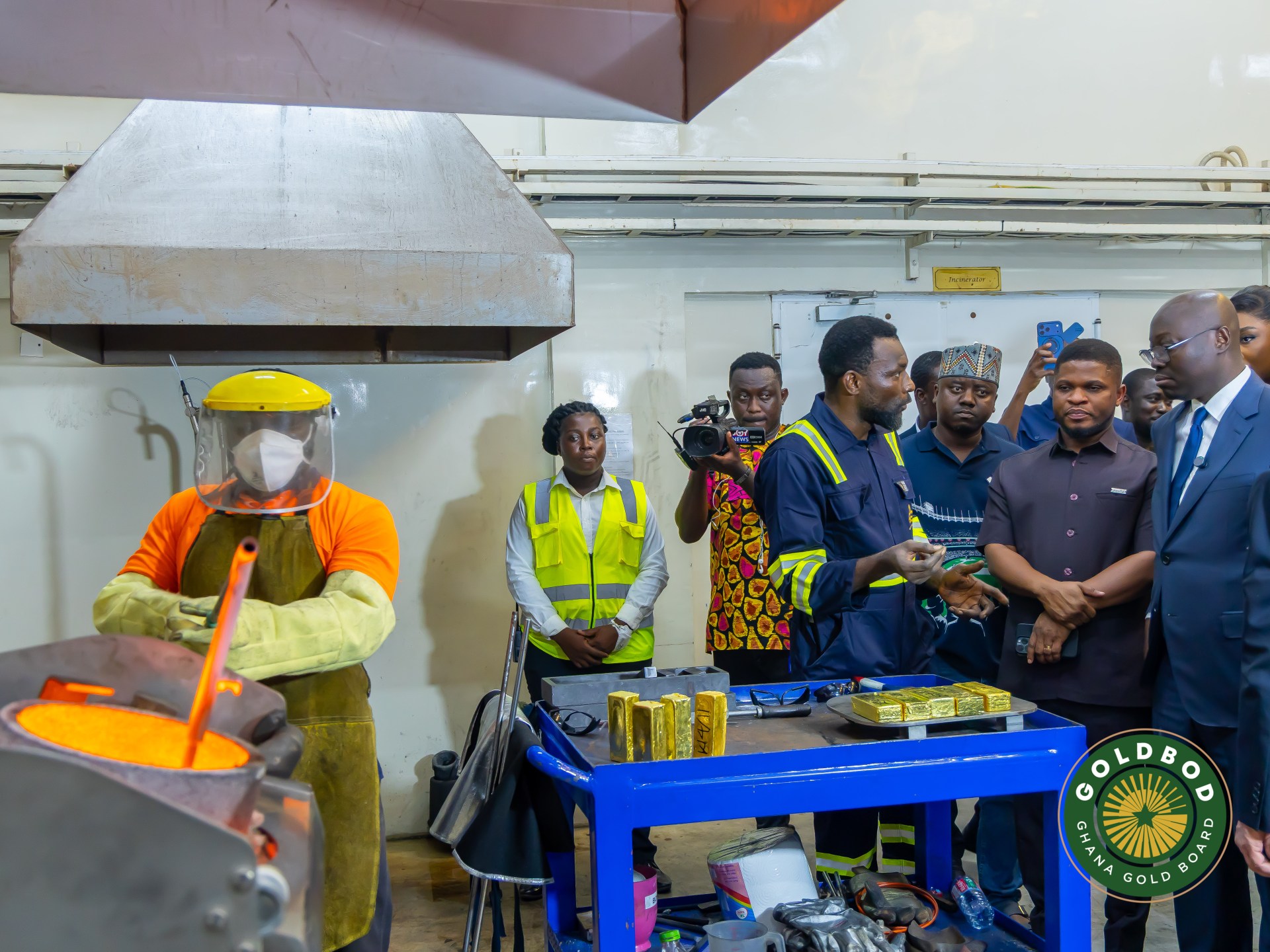 Ghana moves to capture more value from gold sector with export controls