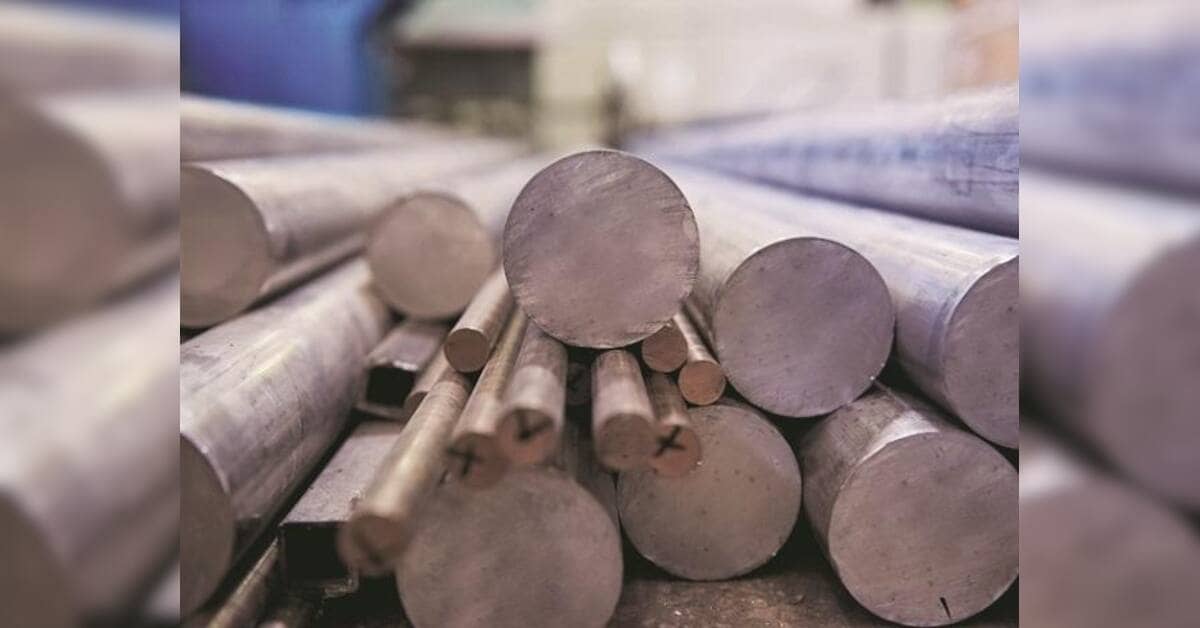 German Green Steel shares slip 8% from IPO price after early gains
