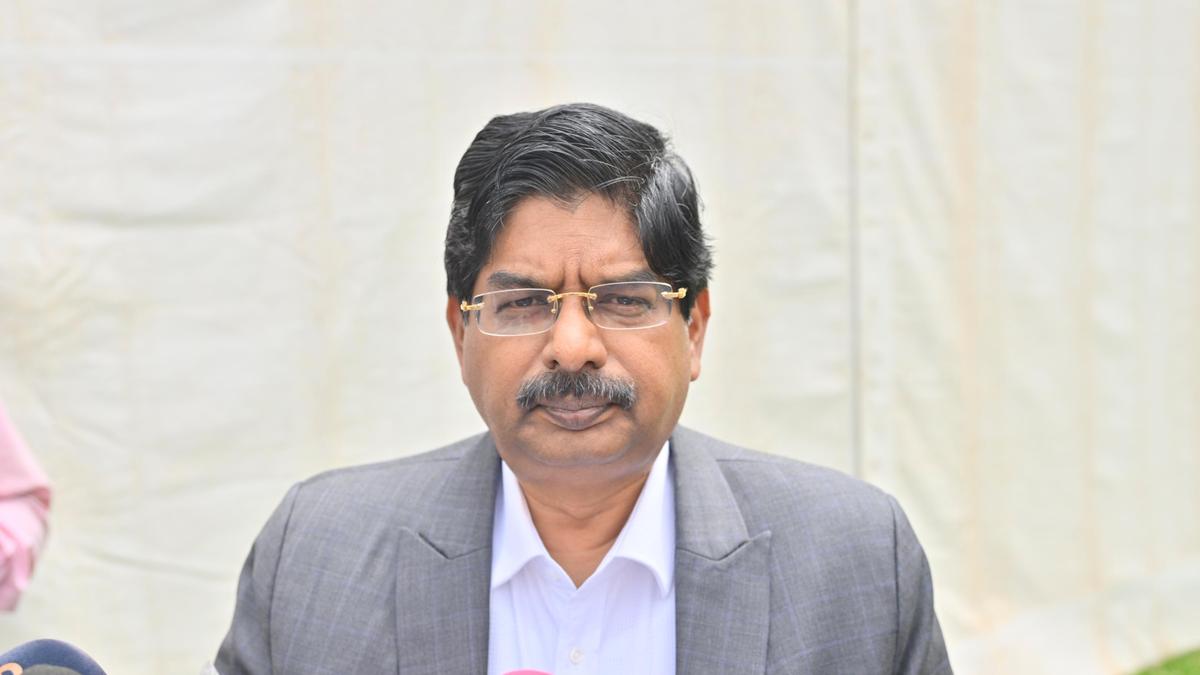 DMK MP defends simultaneous polls panel's planned CJI meeting