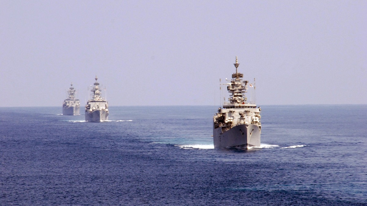 US Politicians Mistakenly Use Indian Navy Images for American Fleet Anniversary