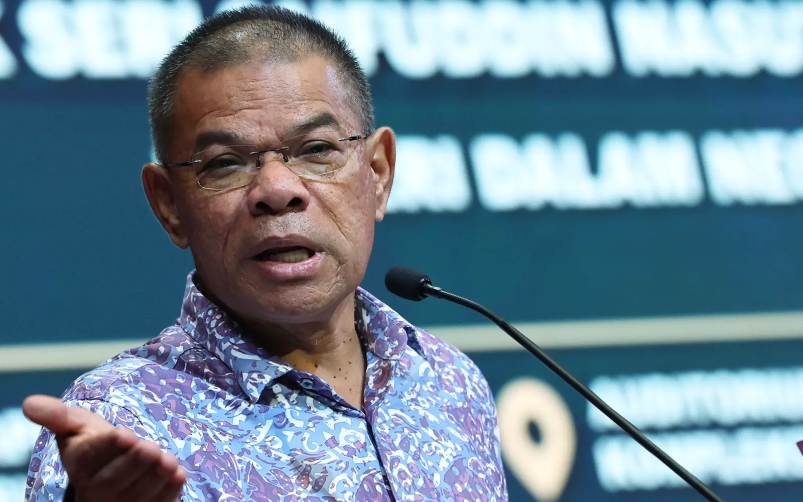 Menteri Dalam Negeri Serahkan Keputusan Kedudukan Shuhaily kepada Setiausaha Negara