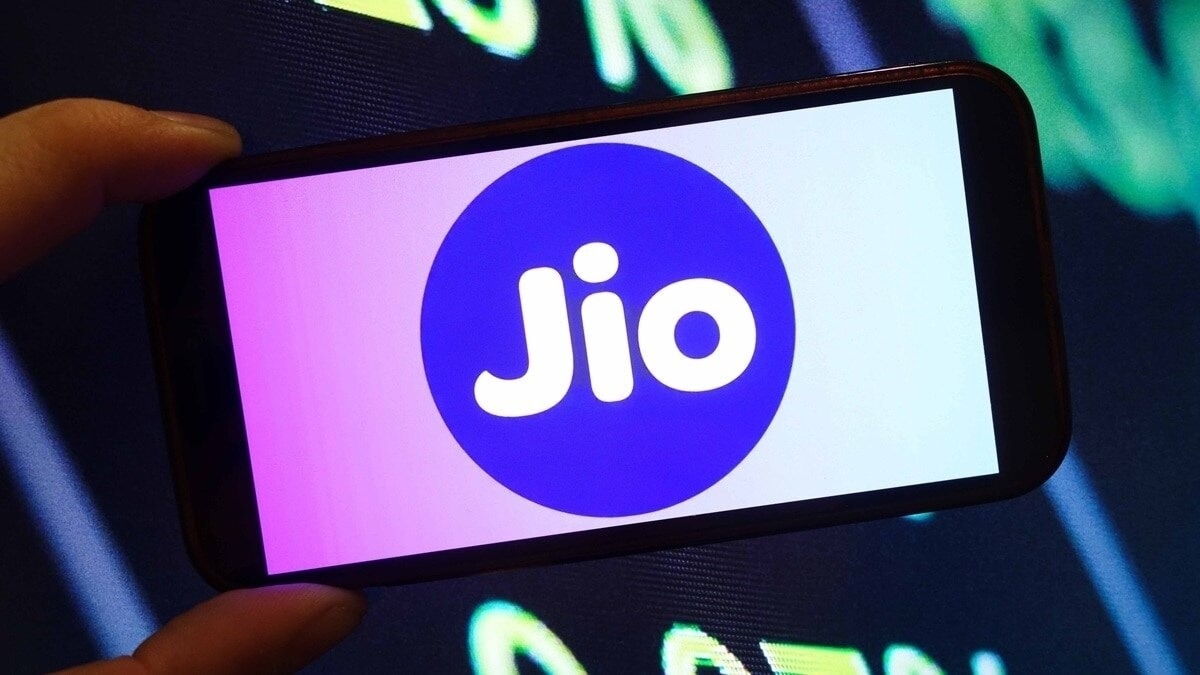 Reliance Jio may raise tariffs, signals Akash Ambani