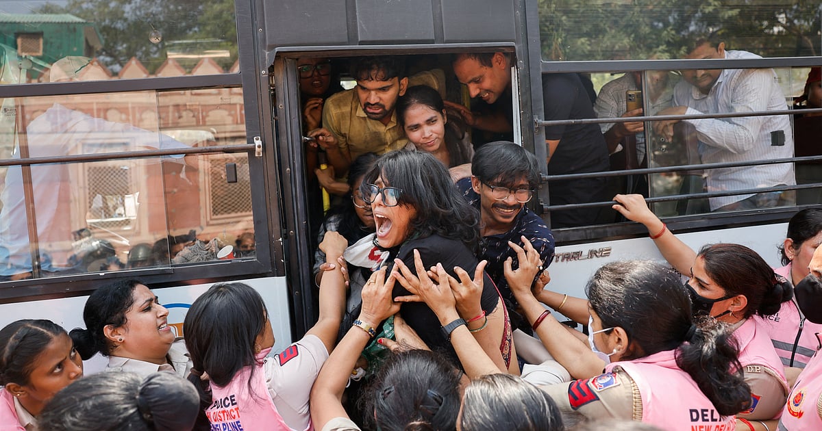 Delhi imposes lockdown as opposition leaders detained ahead of planned protest