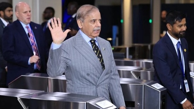 Pakistan PM Shehbaz Sharif Avoids Questions on Hafiz Saeed at UN