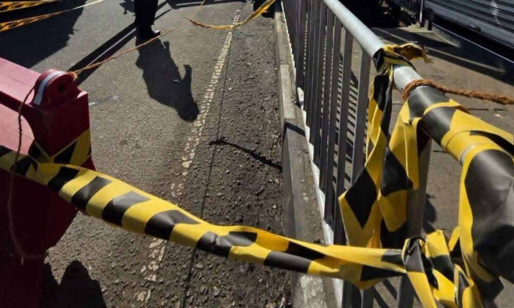 Four injured after pavement collapse in central Kandy
