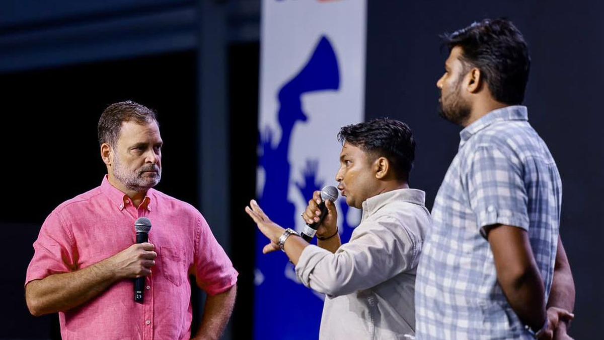 छत गिरने वाले स्कूल में राहुल गांधी को जाने की चुनौती दे रहे आशोक