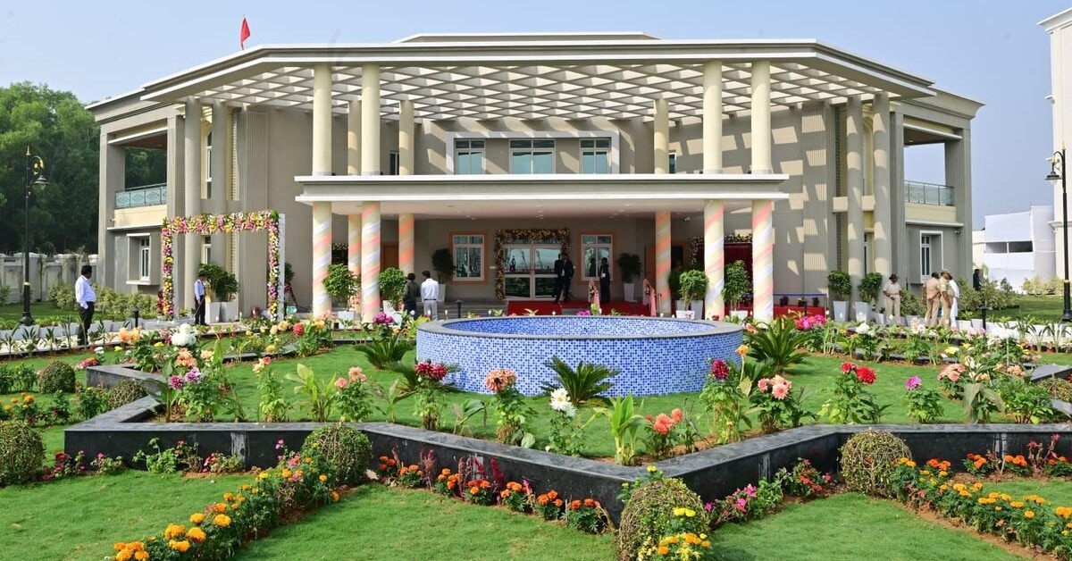 Axis Bank launches travel discount scheme for weekend getaway planners