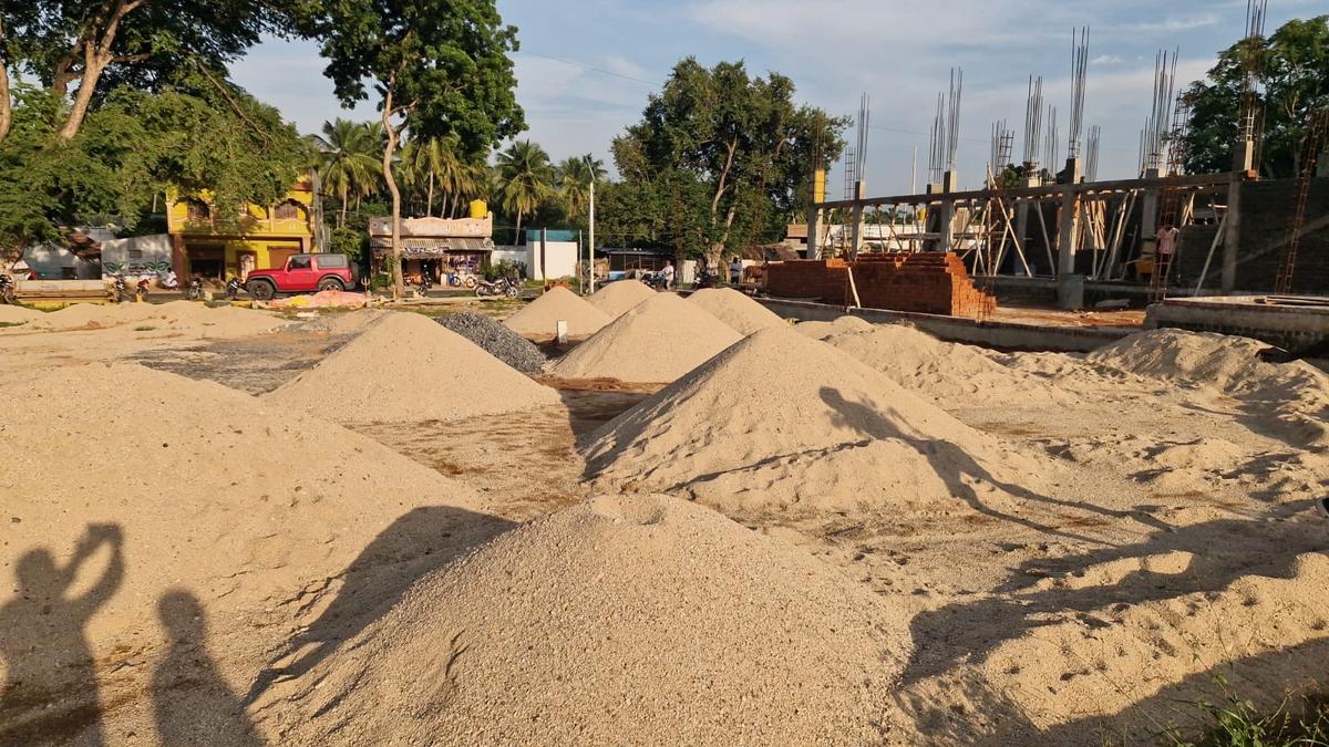 Authorities seize 20 truckloads of illegally extracted sand near Ambur