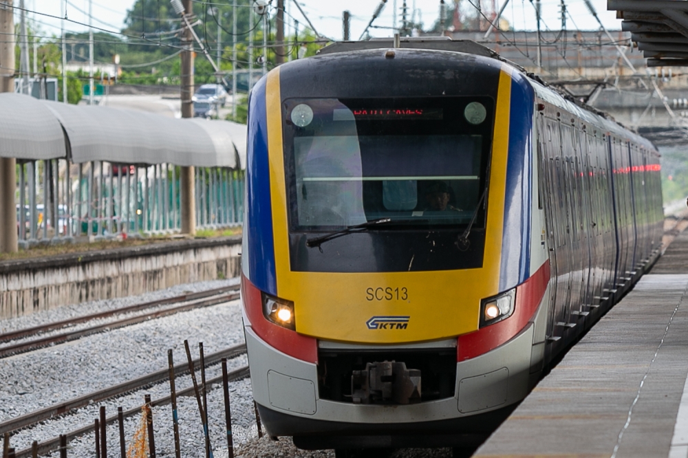 Teenager arrested after stone shatters KTM train window in Arau
