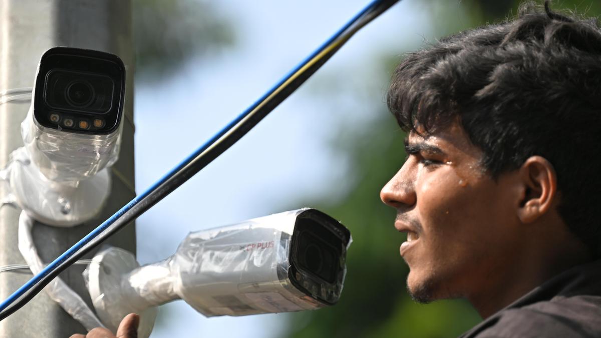 Delhi implements massive security measures ahead of major protest