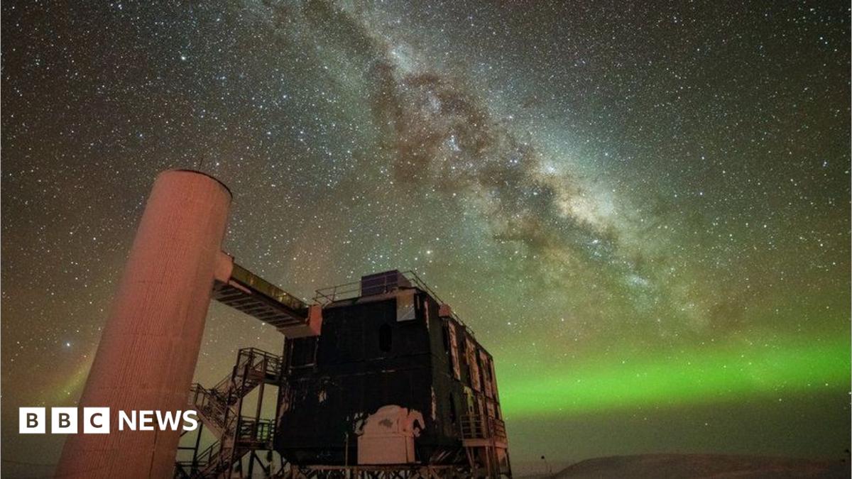 Belgian scientist wins Nobel Physics Prize for neutrino detection work