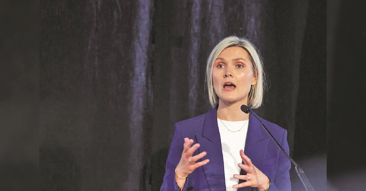 Iceland votes against resuming EU membership talks in referendum