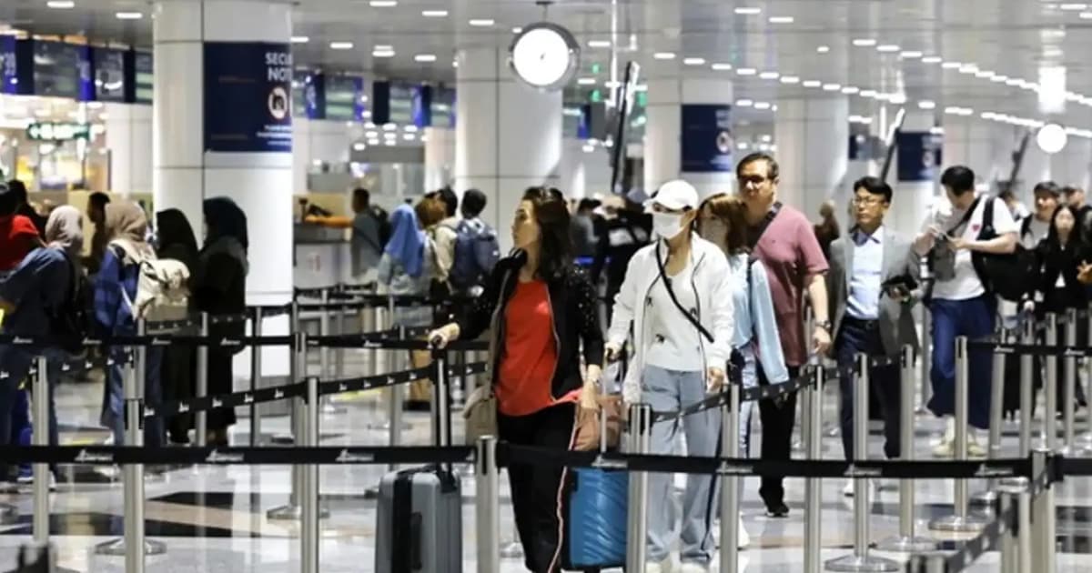 Tourist arrivals hit 21 million in first half of 2026 as growth slows