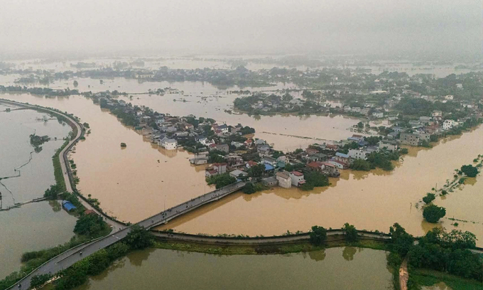 Three killed as torrential rains inundate northern Vietnam