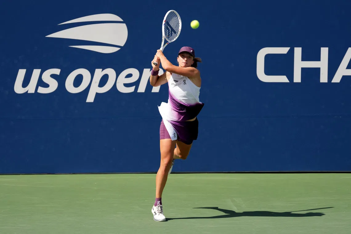 Swiatek edges past Bouzkova in tiebreaker thriller at US Open