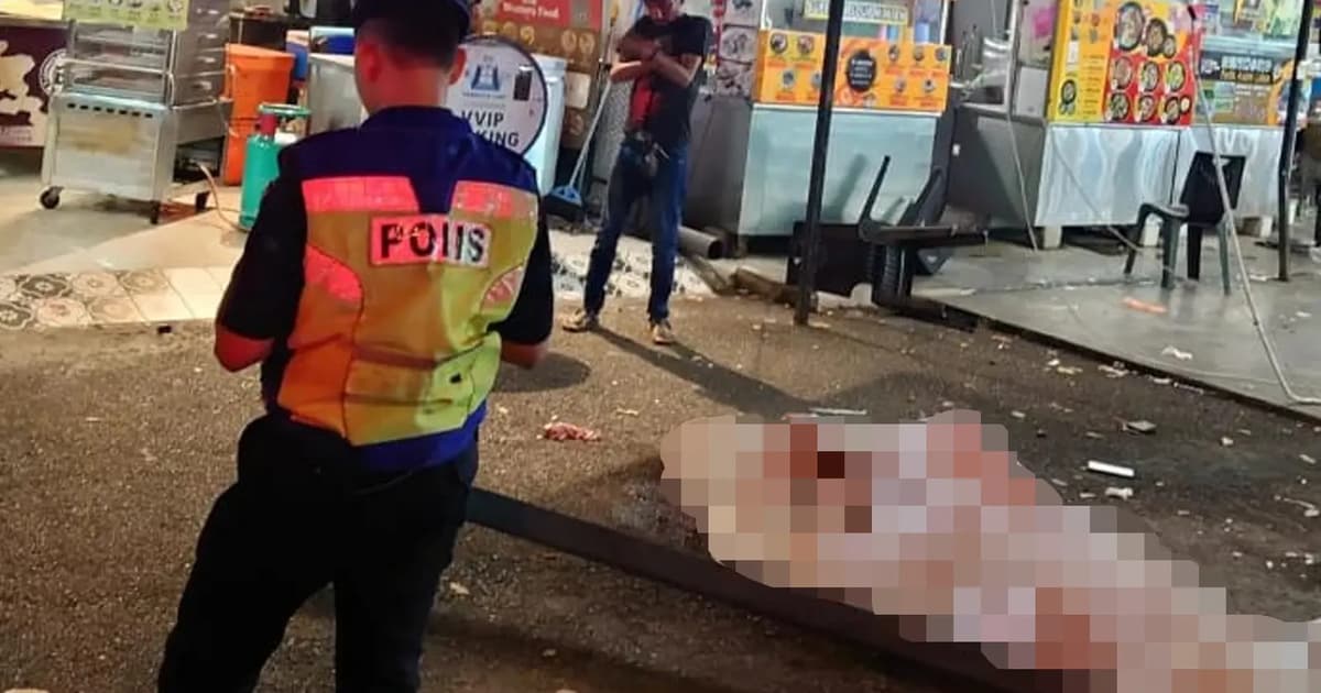 Wanita tewas selepas kereta remuk tiang besi di medan selera Cheras