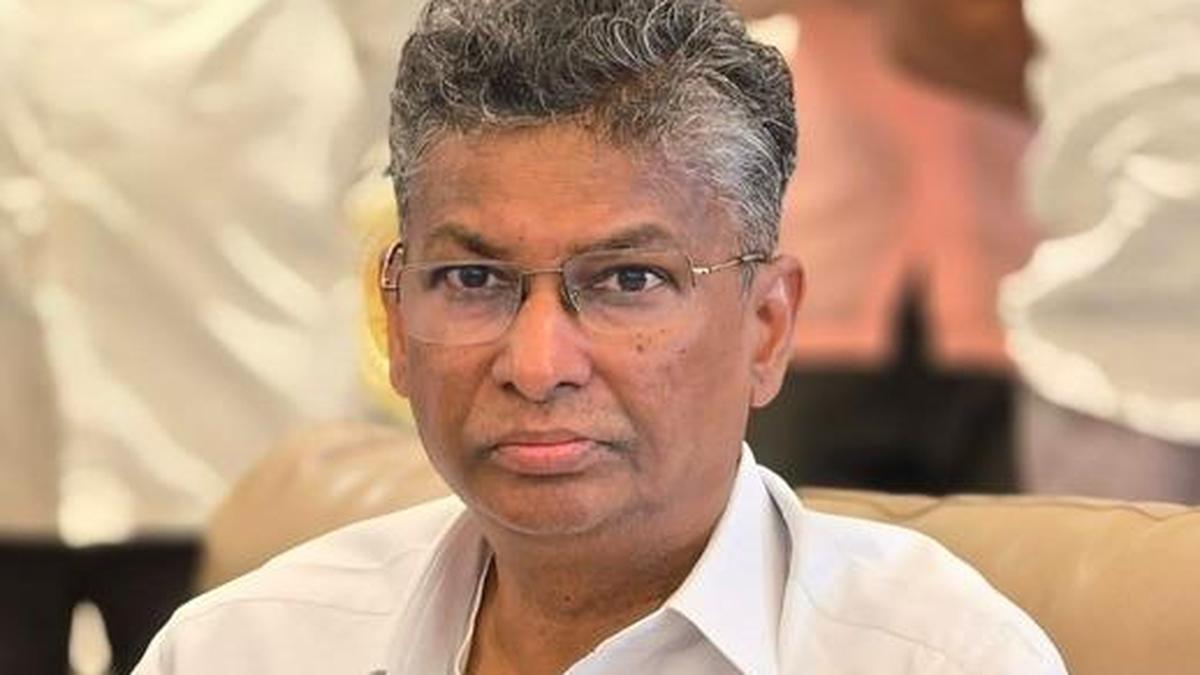 Sugar mills face mounting grievances, Karnataka minister says
