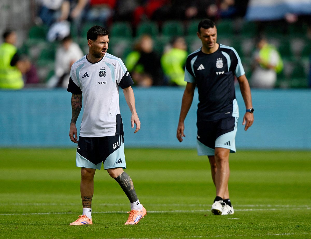 Scaloni Names Argentina's Next Captain Following Messi Era