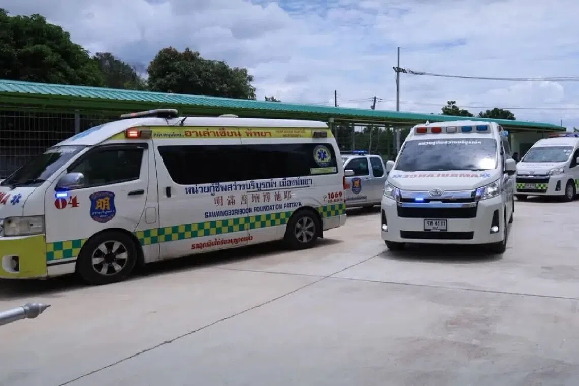 Thai policeman kills wife at school; siege ongoing
