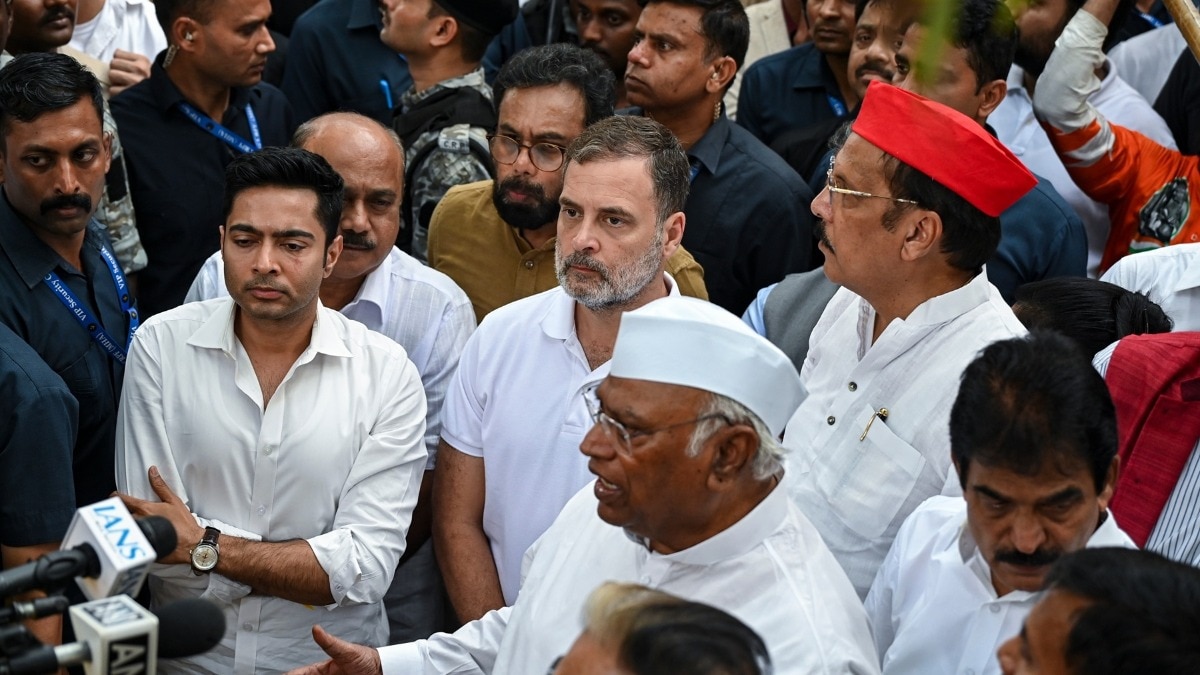 सीजेपी प्रदर्शन के बीच राहुल गांधी ने केंद्र सरकार पर साधा निशाना