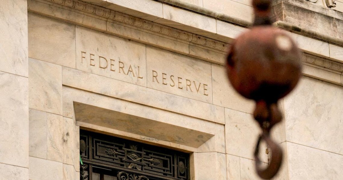 Federal Reserve holds rates steady ahead of midterm elections
