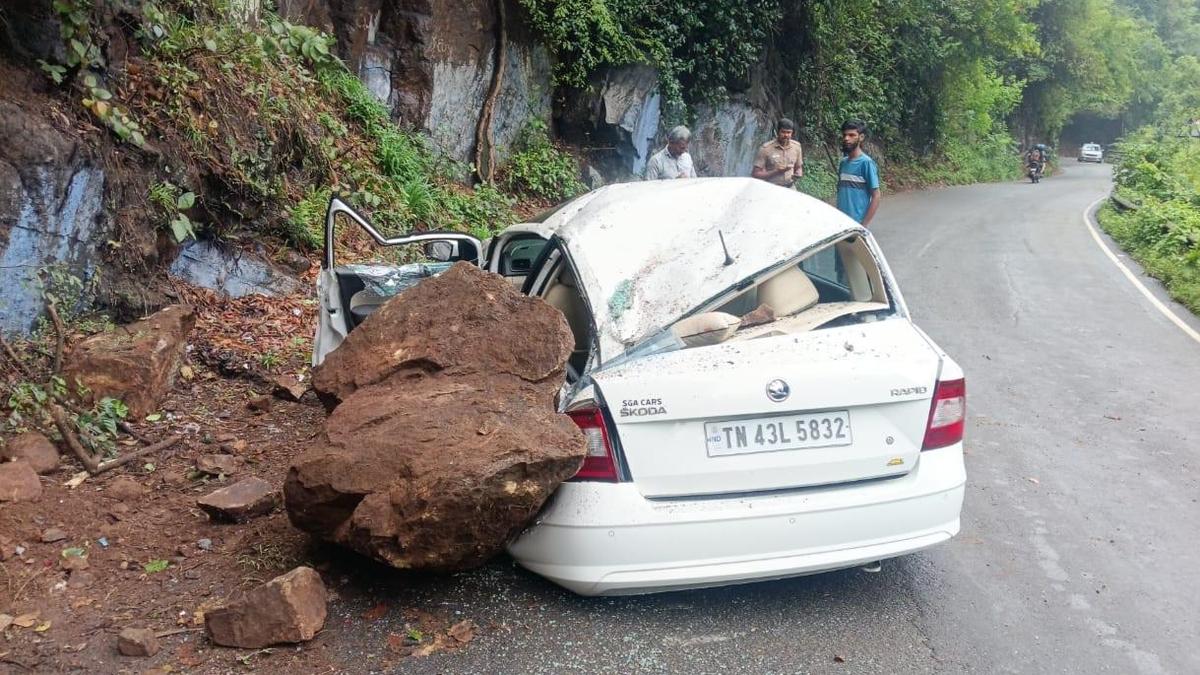 Retired Air Force officer killed as boulder crashes onto vehicle in Tamil Nadu
