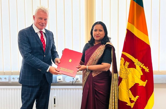 Sri Lanka extends term of Honorary Consul in Czech Republic