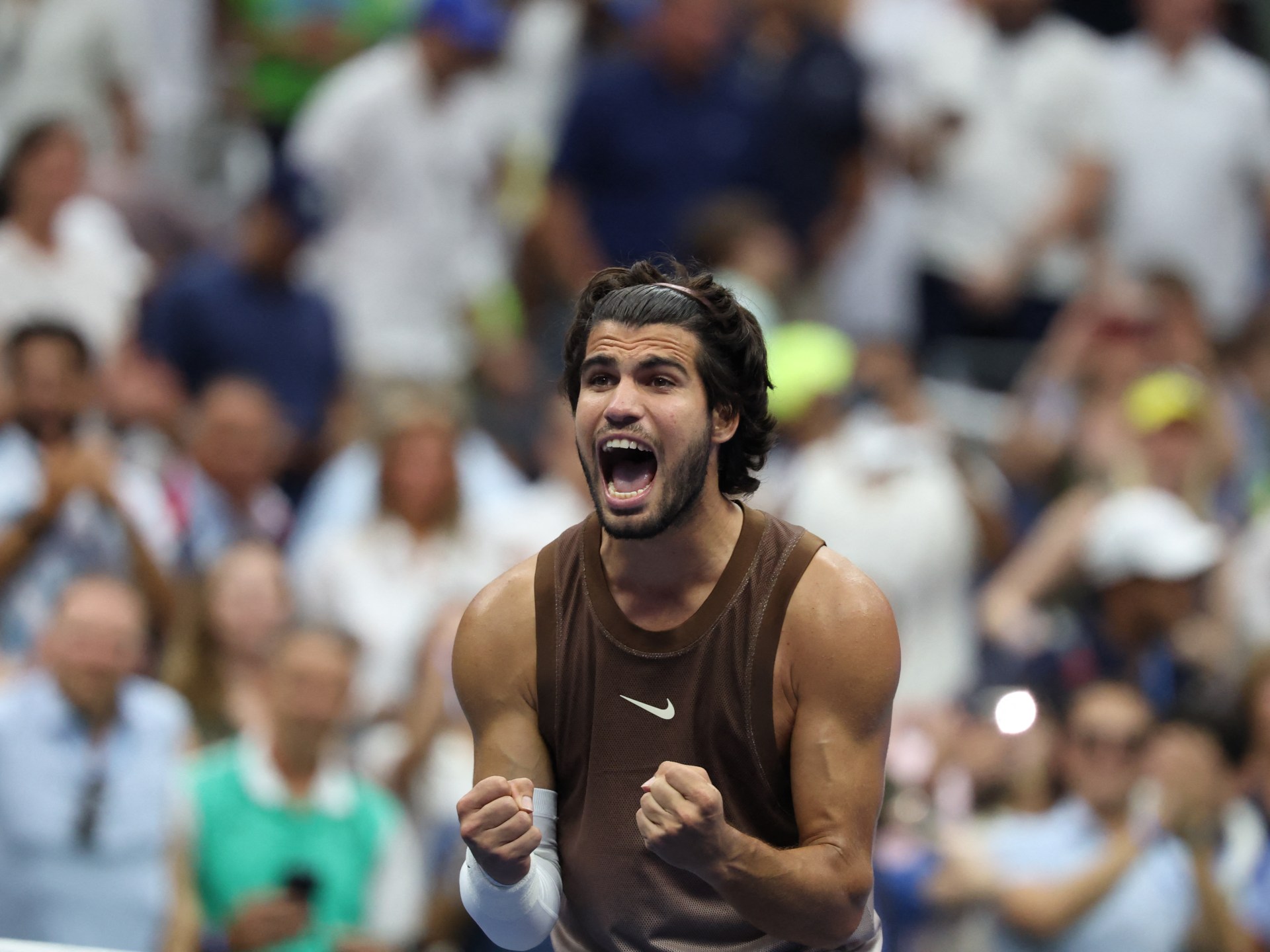 Alcaraz, Sabalenka dominate US Open first round returns