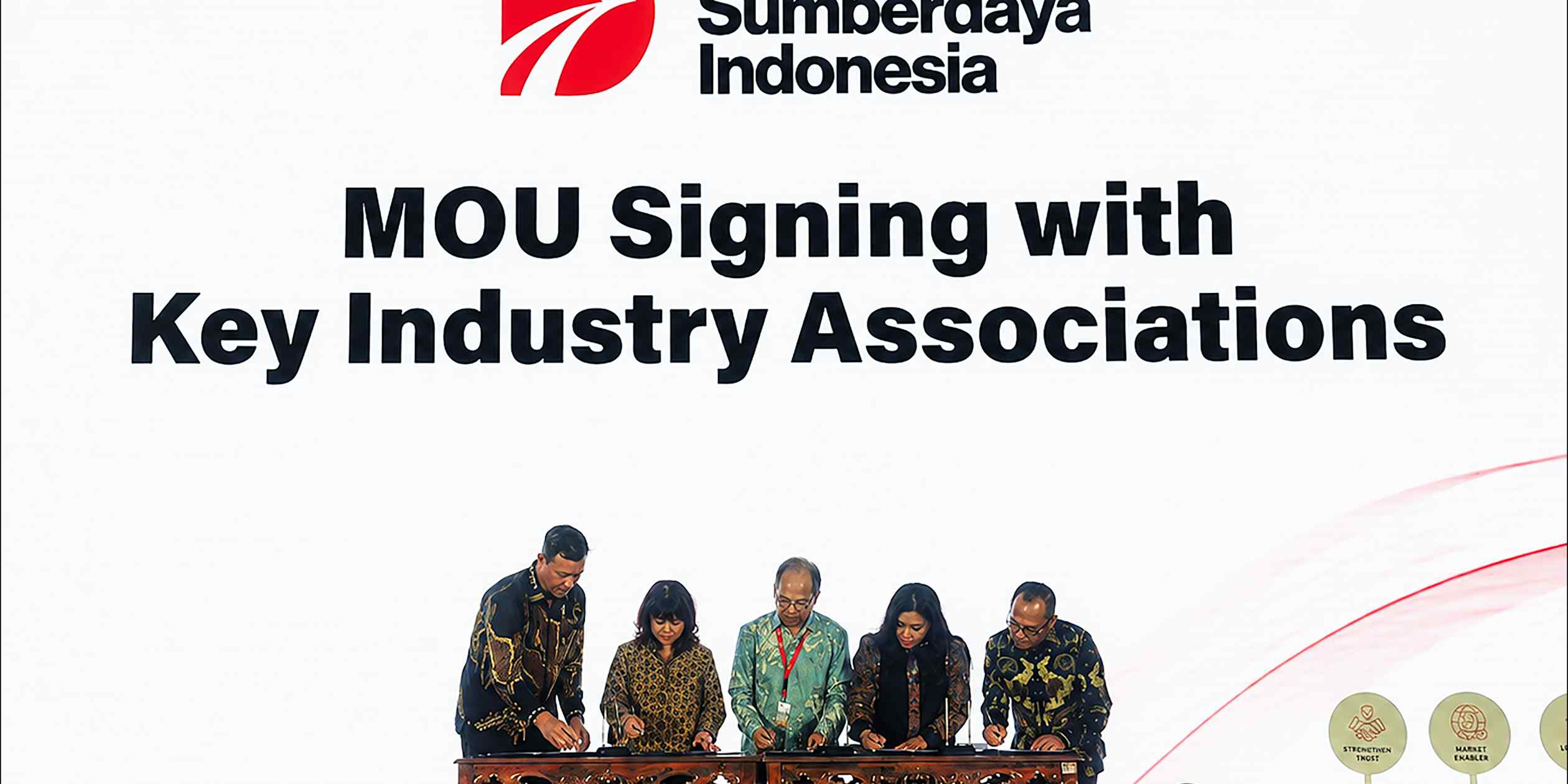 Indonesia's commodity export scheme draws scrutiny over market impact