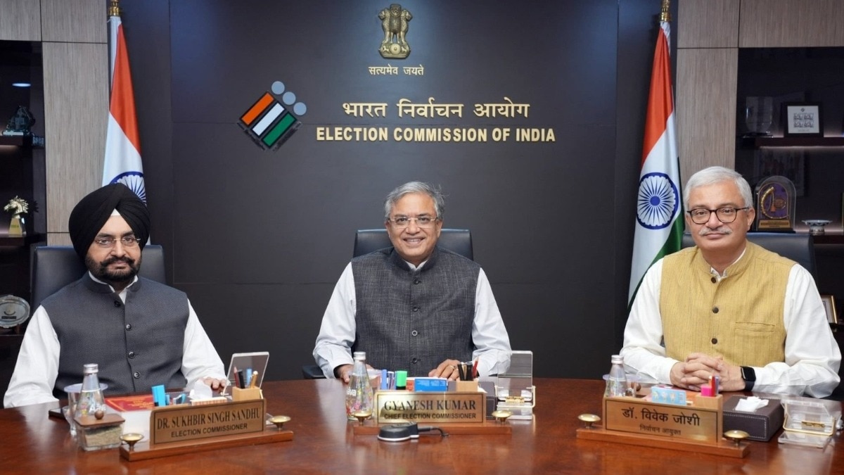 Opposition parties question Election Commission over internal dissent reports