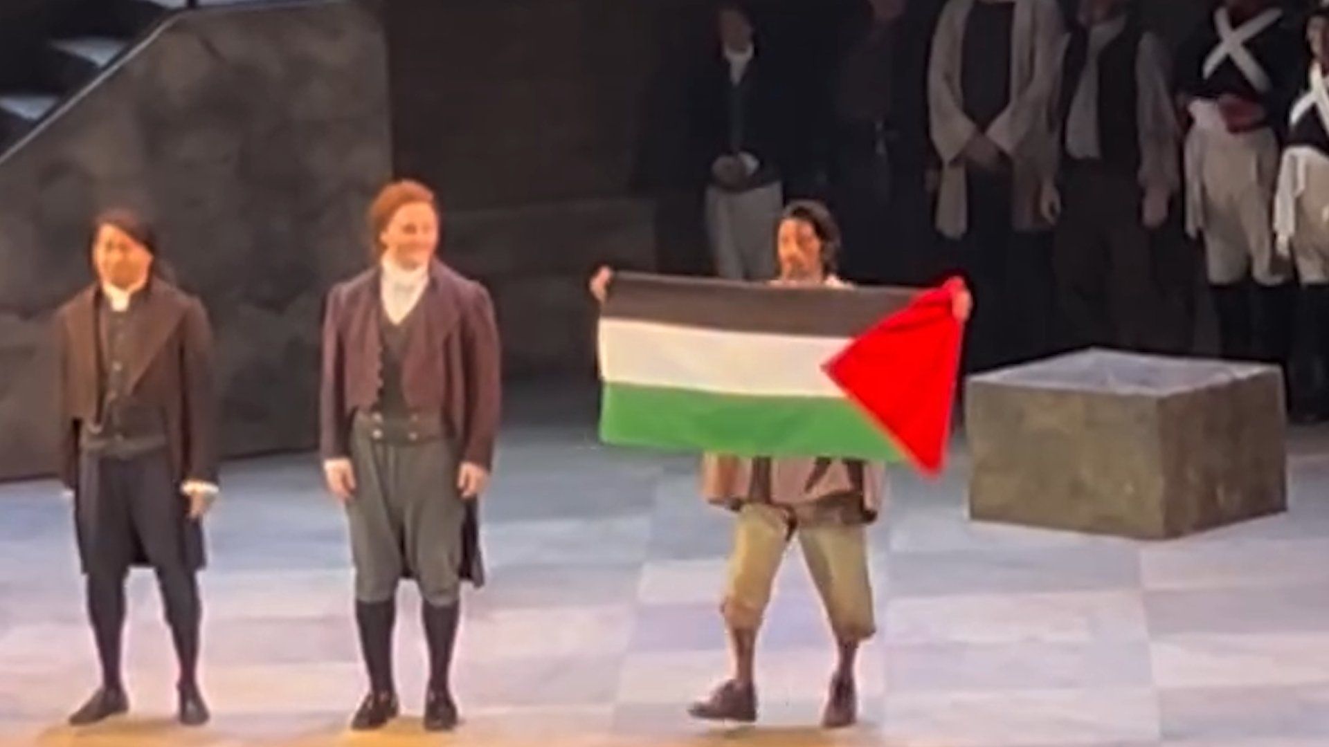 Canadian Opera House Drops Singer After Palestinian Flag Display