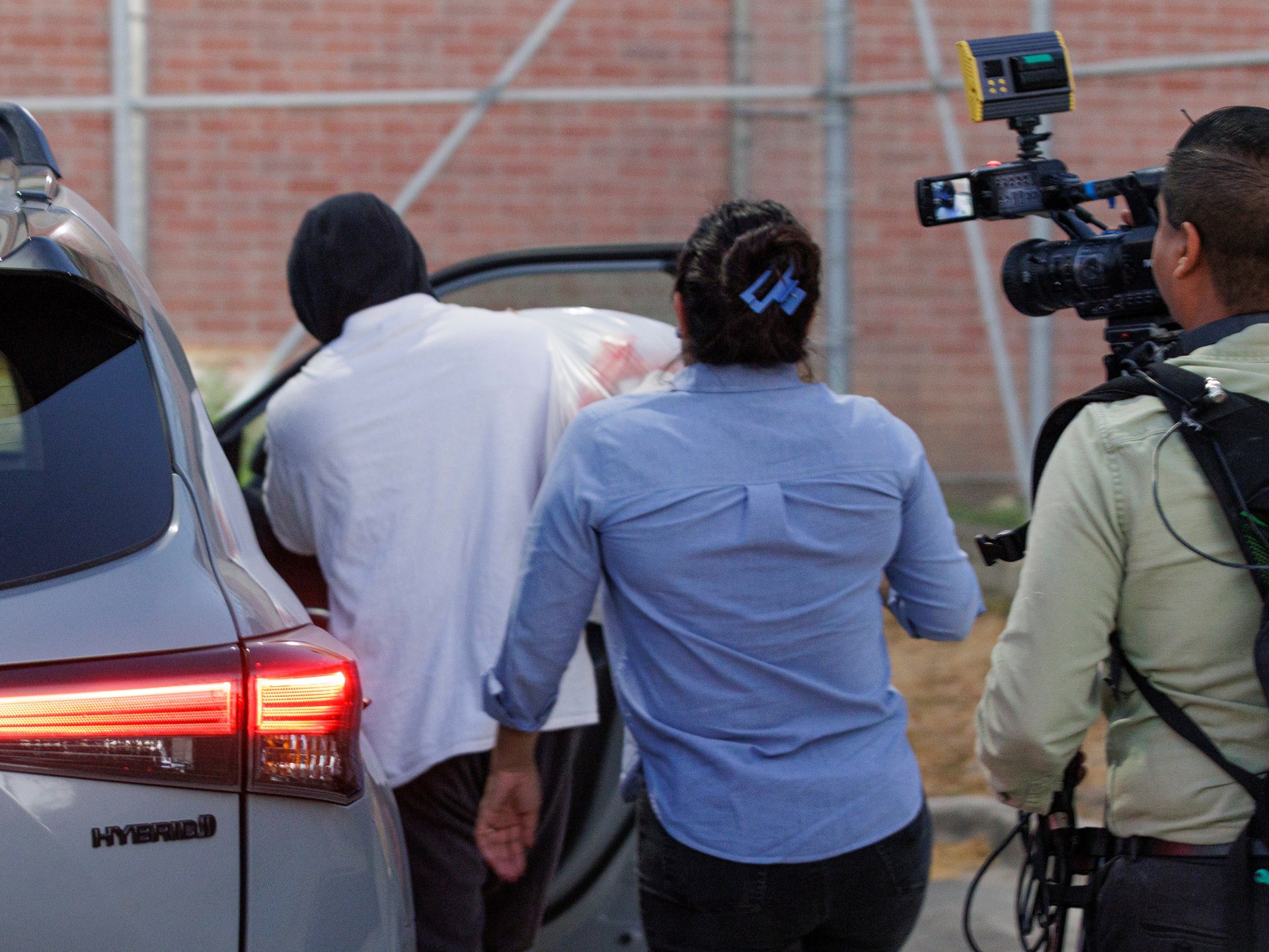 Former ICE Agent Released After Texas Fails to Process Extradition