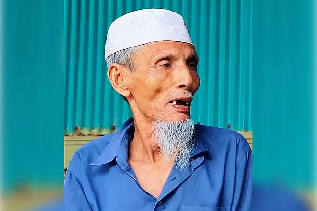 পরিবারের সদস্যরা আতঙ্কিত, পুলিশ নিরাপত্তা পাননি