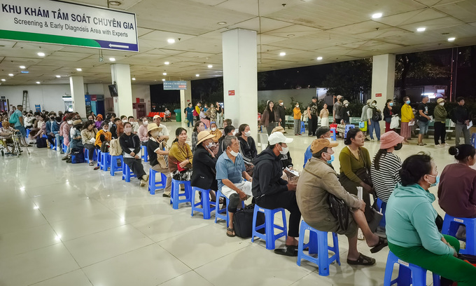 Long waits plague Ho Chi Minh City's only major cancer treatment center