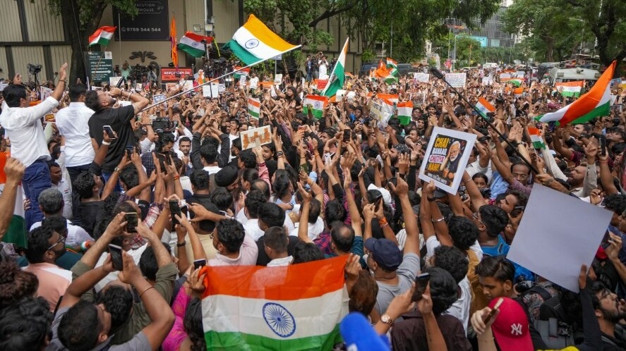 Indian students abroad defend electoral commission against opposition protests