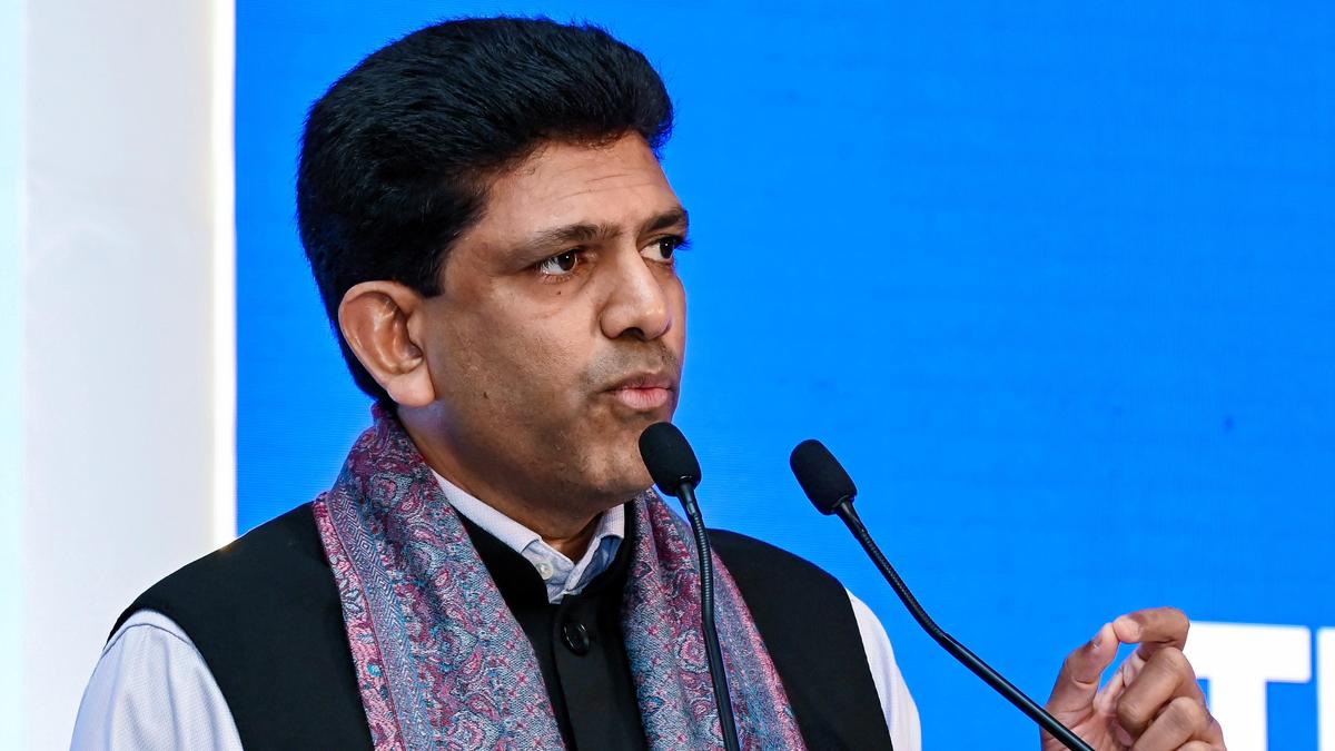 Centre allocates 5 lakh houses to Andhra Pradesh, Telangana under PMAY-G