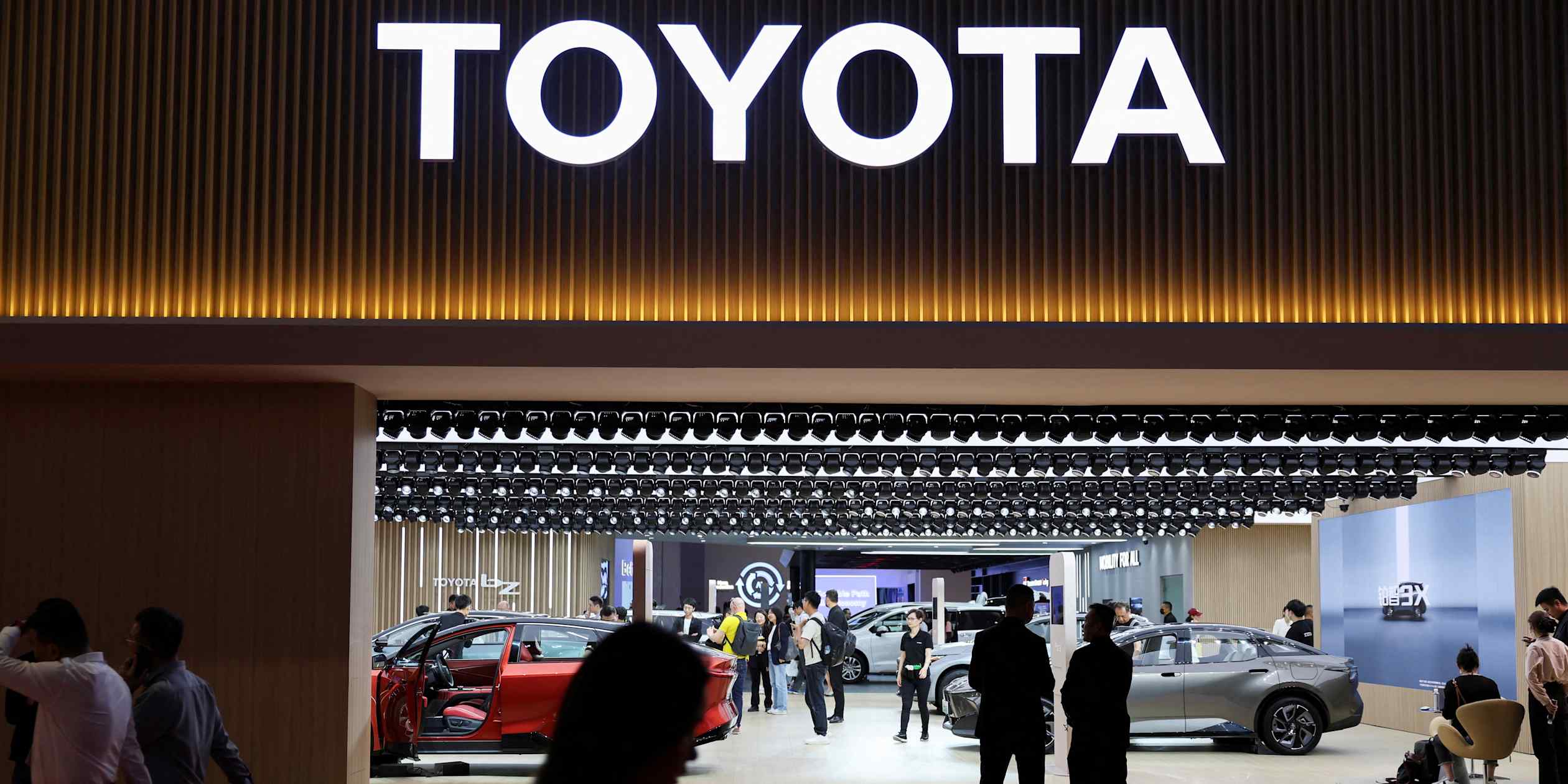 Toyota sales in China plunge to nine-year low amid market downturn