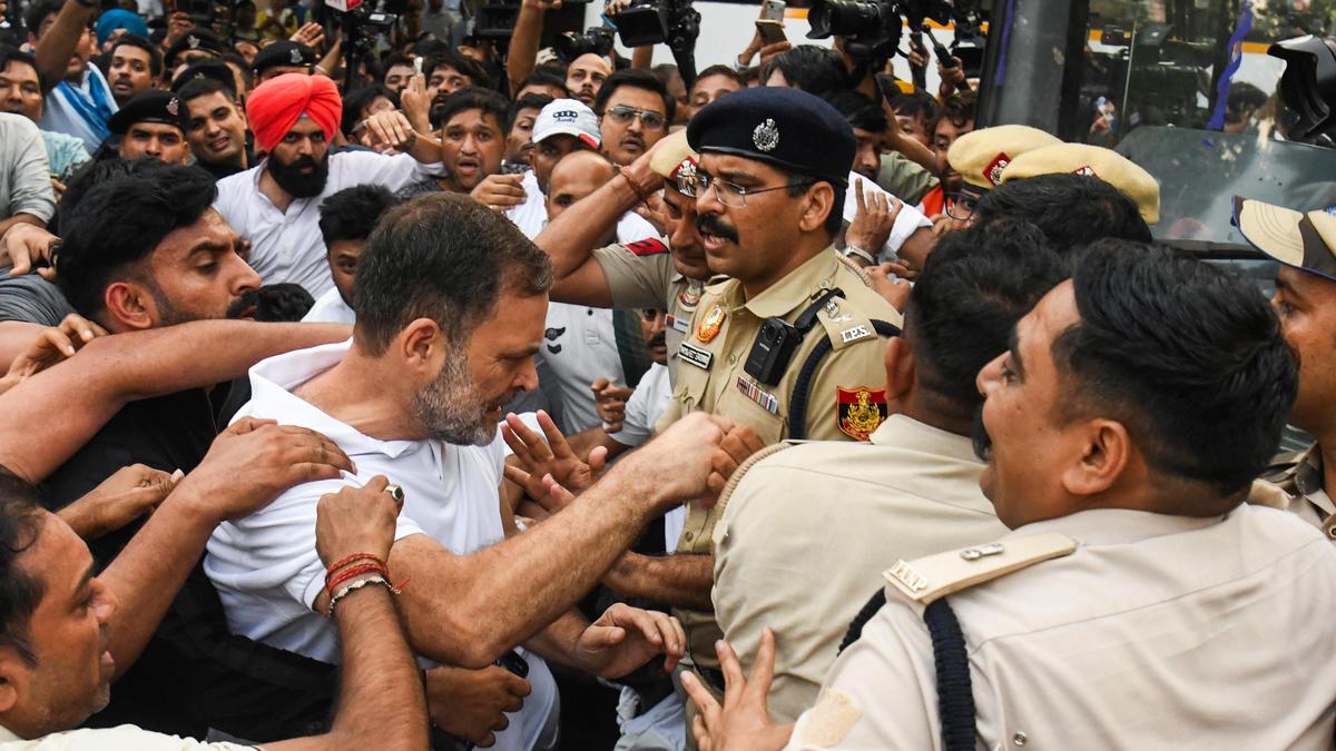 Student groups demand CEC resignation ahead of Bengaluru tribunal