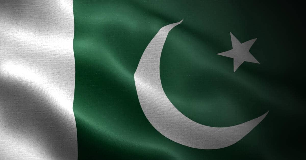 Pakistan vows to honour defence pact if Saudi faces Houthi attacks