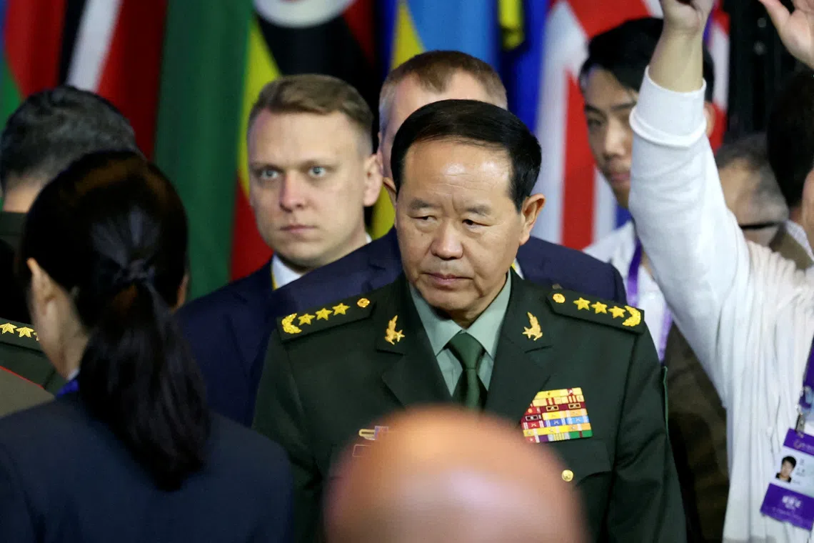 China ousts two senior generals from top military body