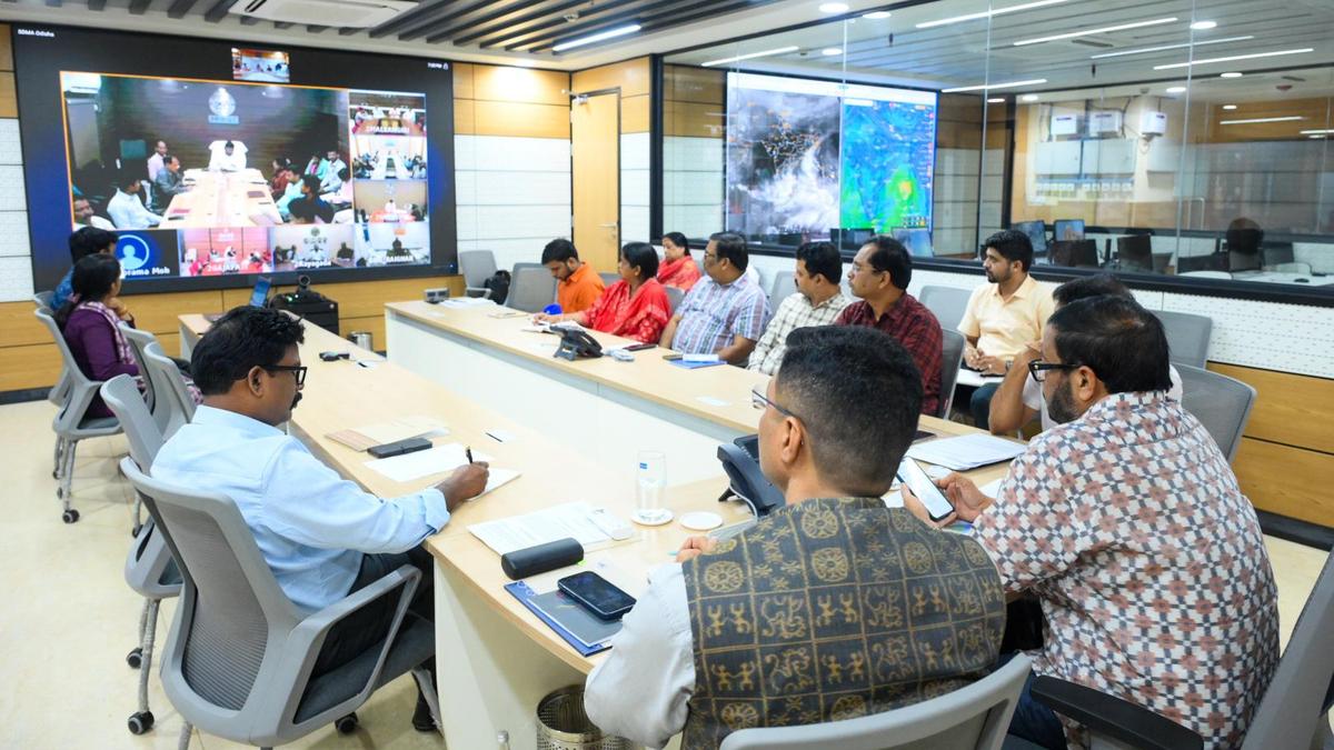 Cyclone Arnab set to batter Andhra Pradesh coast by October 28