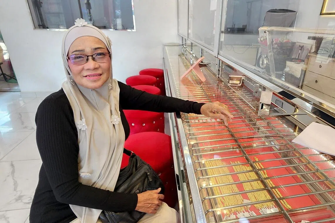 Malaysian towns emerge as gold jewellery bargain destinations