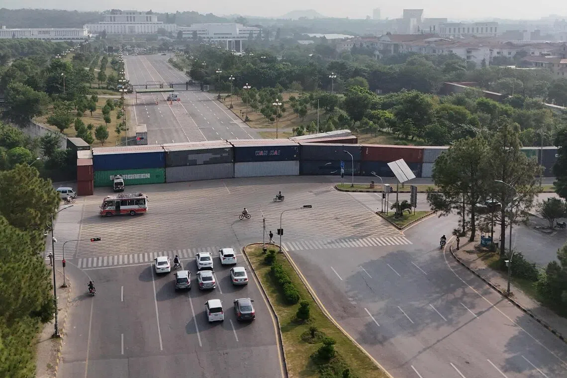 Pakistan deploys heavy security ahead of Imran Khan protest rally