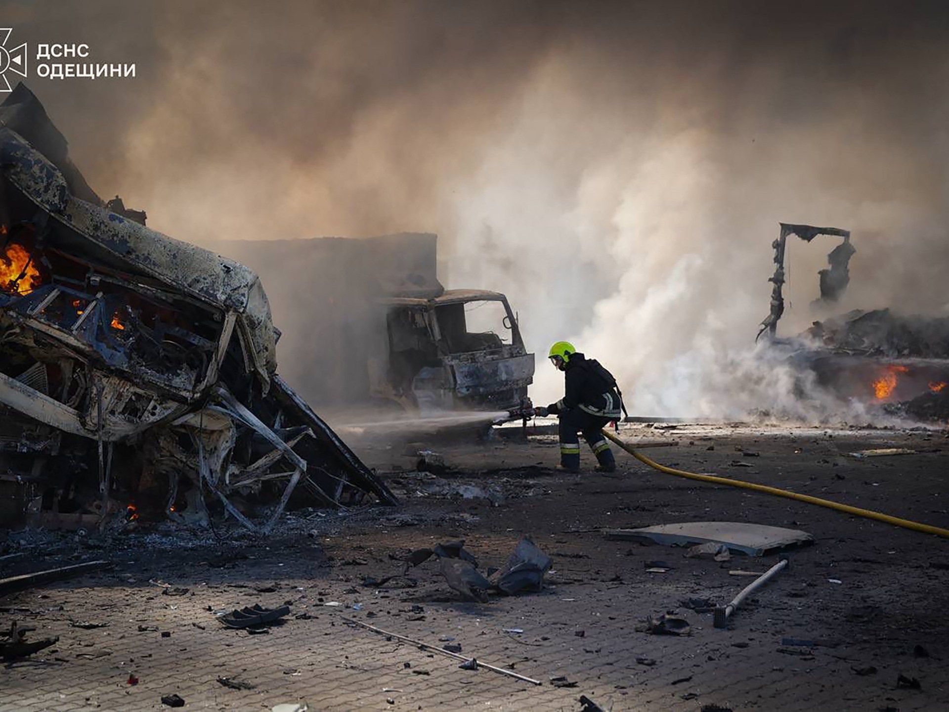 Five killed in Russian strikes as US diplomats engage Moscow