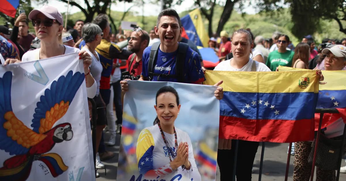Ratusan pengunjuk rasa desak pemulangan Machado ke Venezuela