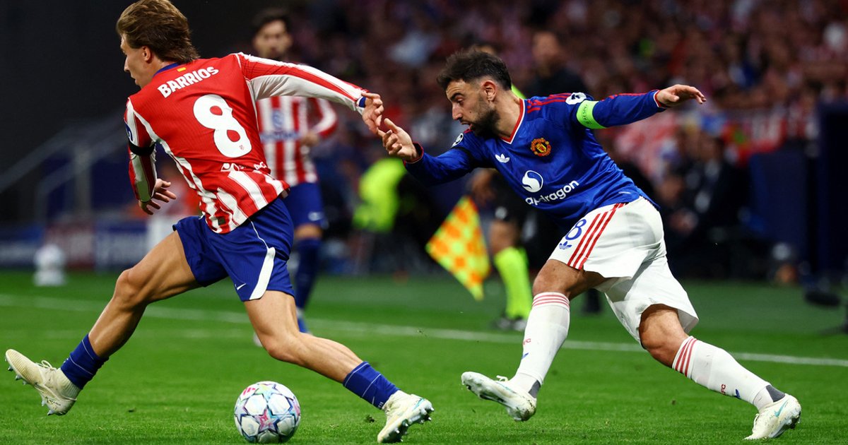 Atletico Madrid pile pressure on Manchester United in Champions League