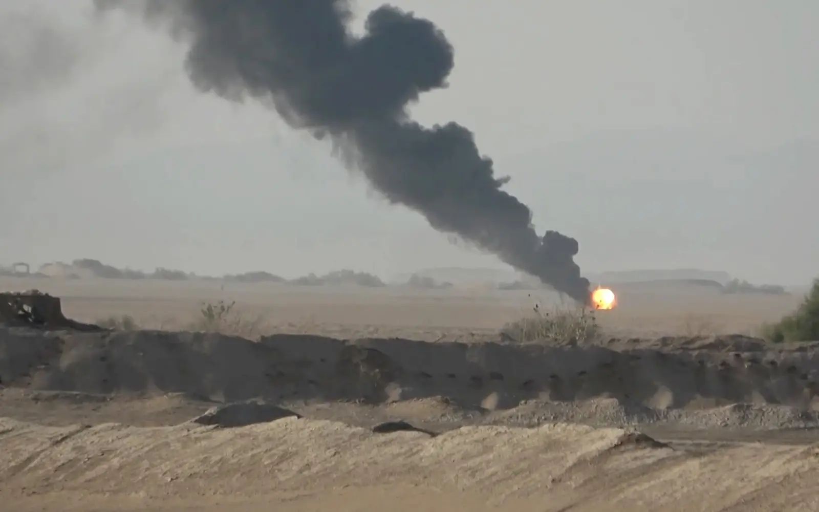 Saudi Arabia repels coordinated Houthi missile and drone barrage