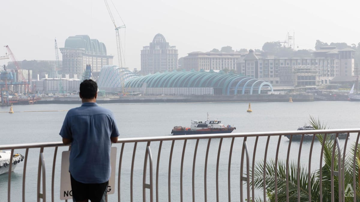 Central Singapore's air quality deteriorates to unhealthy levels