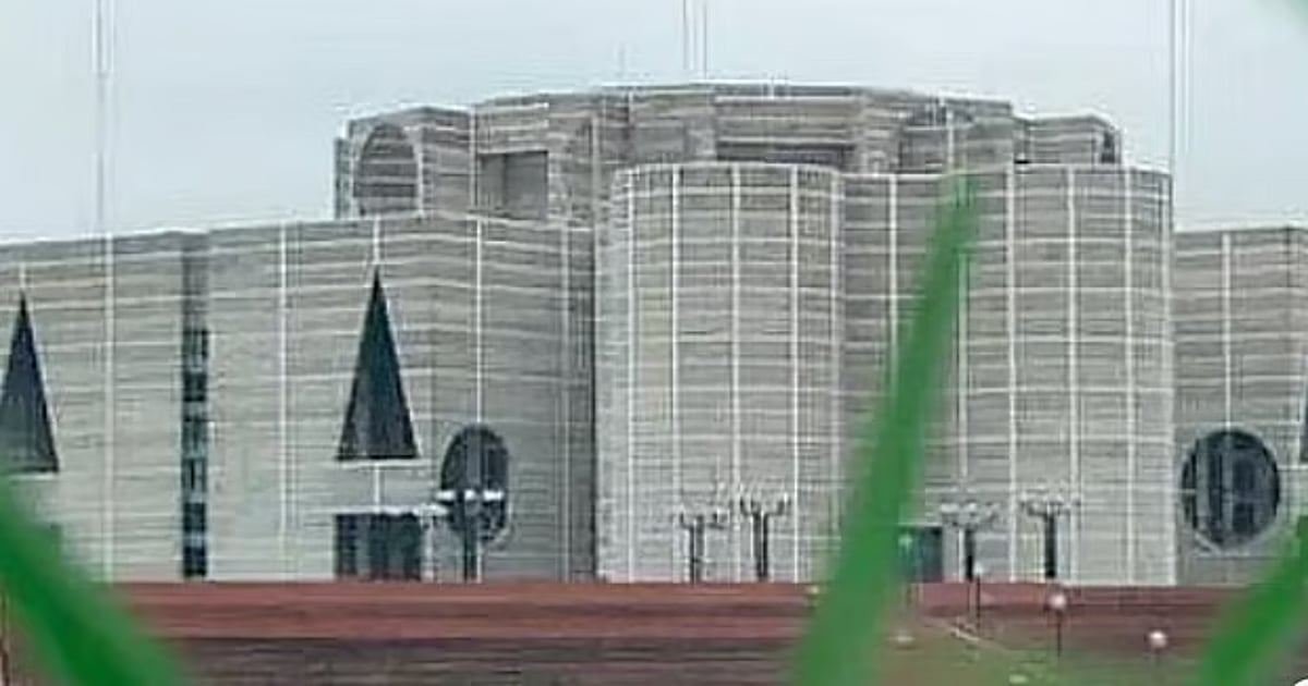 নির্বাচনী ইশতেহারে সমন্বয়ের কথা, আলোচনায় অনুপস্থিত