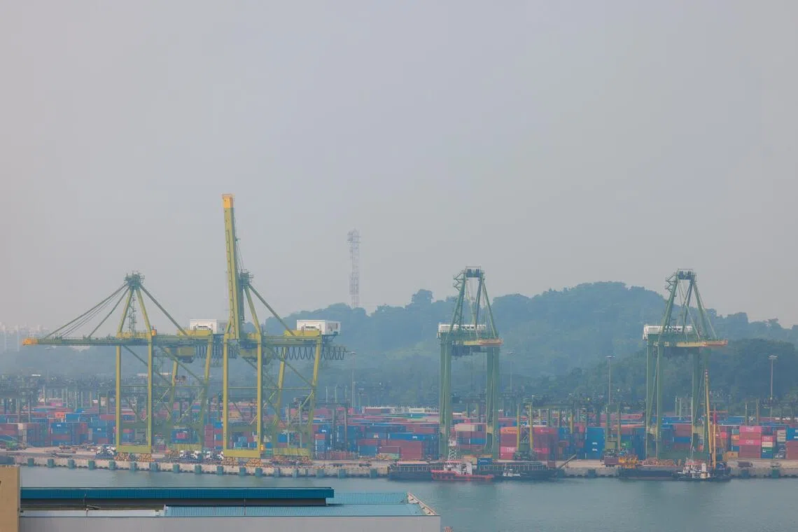 Central Singapore's air quality deteriorates to unhealthy threshold